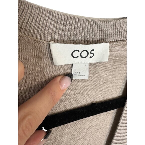 COS V-neck Wool Relaxed Fit Sweater Beige-sz EU Small (US 6) - Picture 2 of 10